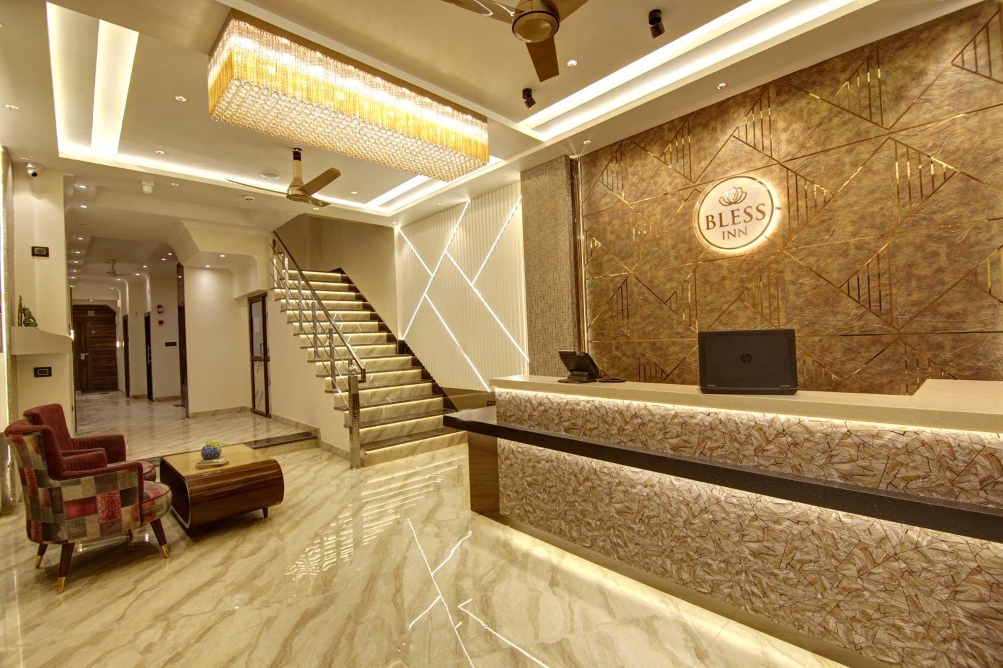 Bless Inn - Near Connaught Place نيودلهي المظهر الخارجي الصورة
