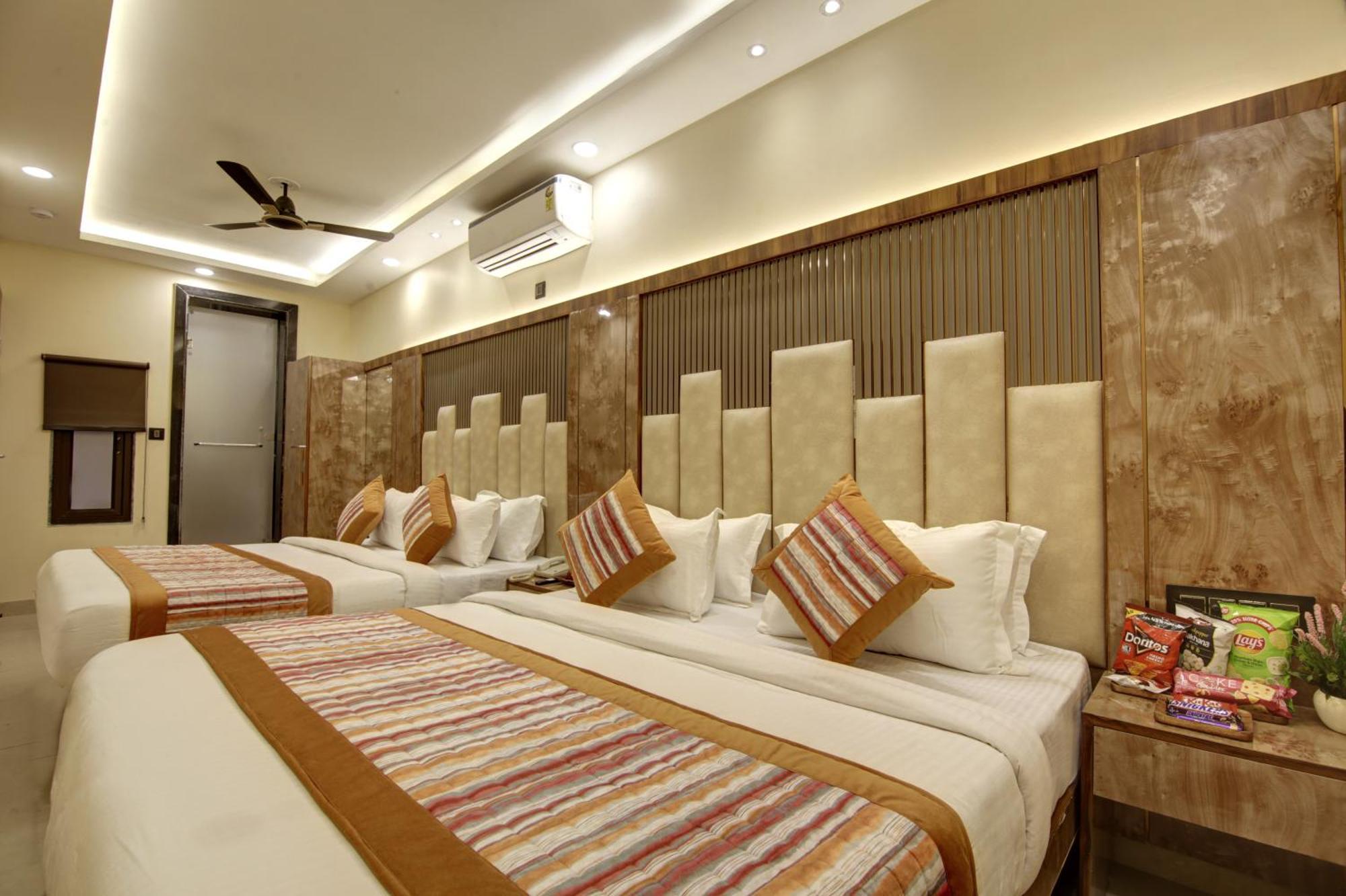 Bless Inn - Near Connaught Place نيودلهي المظهر الخارجي الصورة