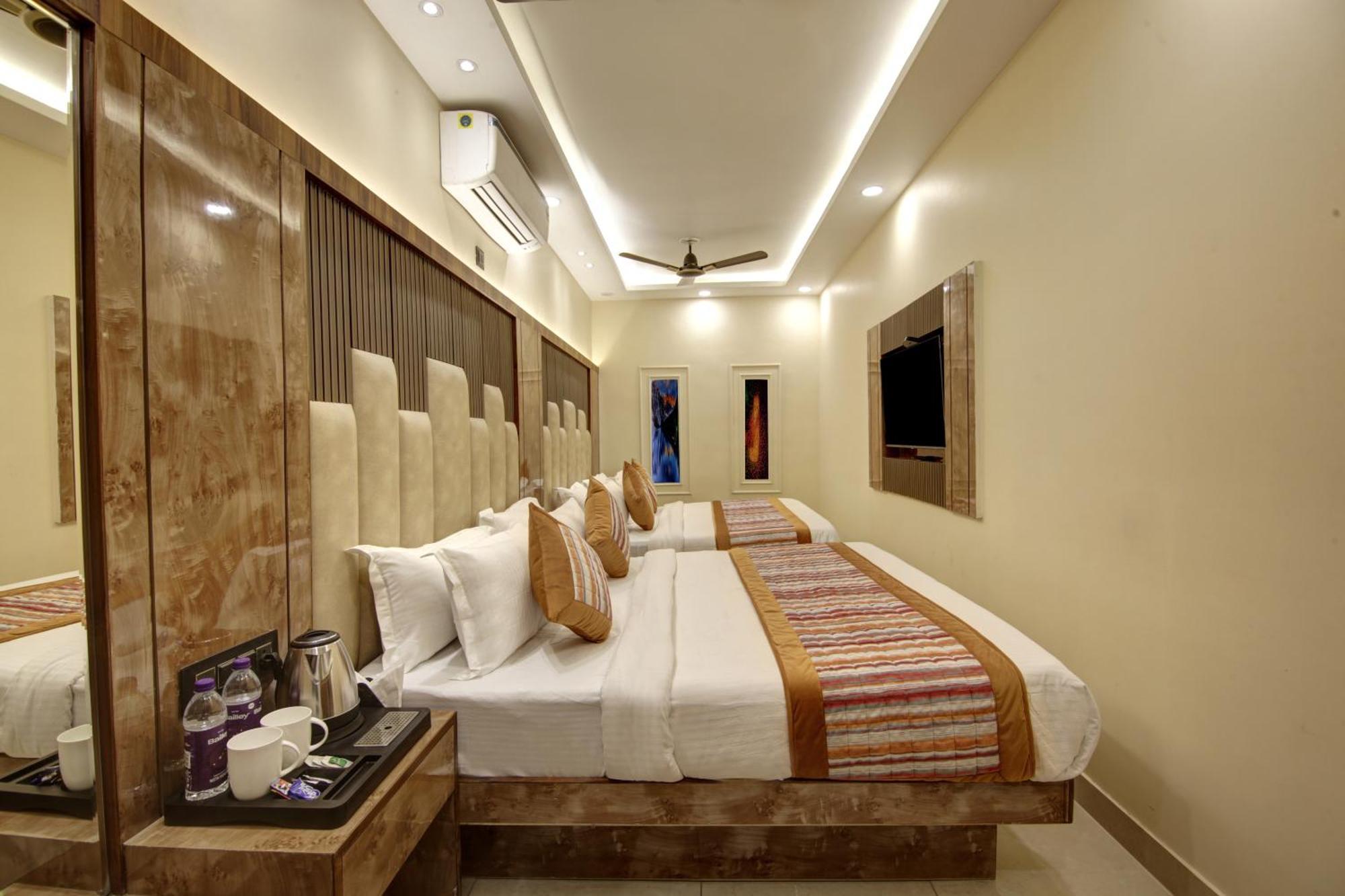 Bless Inn - Near Connaught Place نيودلهي المظهر الخارجي الصورة