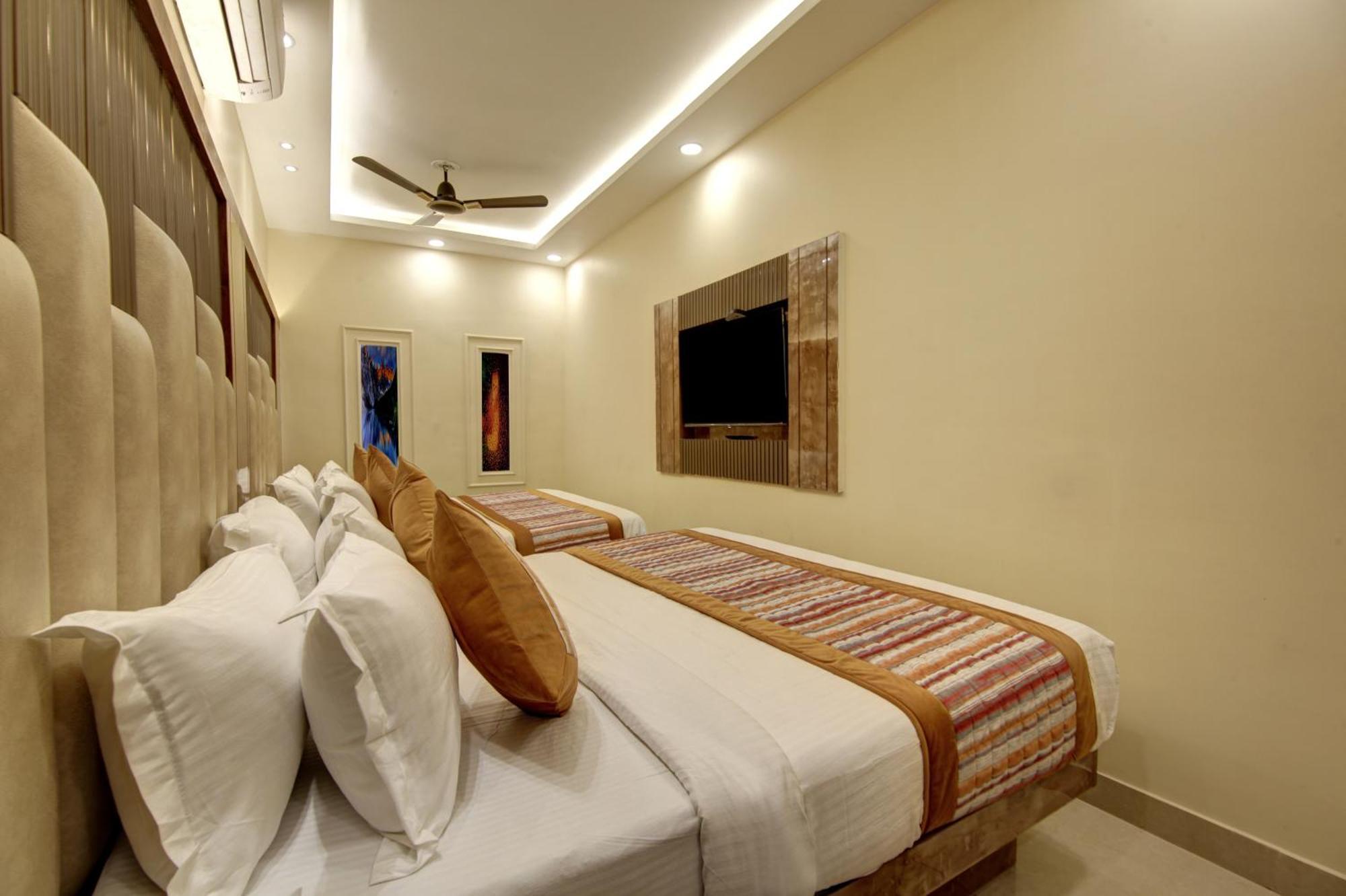 Bless Inn - Near Connaught Place نيودلهي المظهر الخارجي الصورة