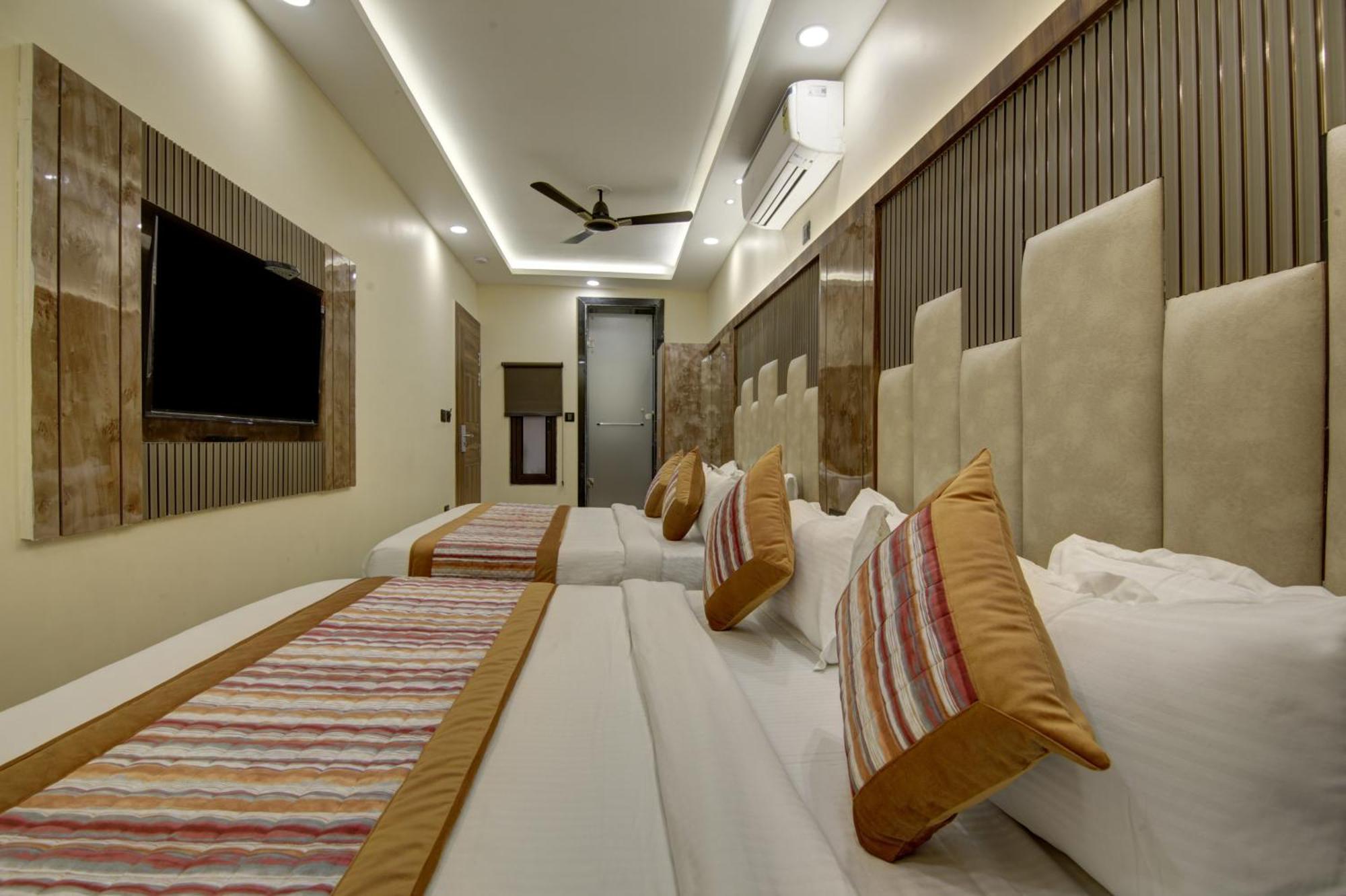 Bless Inn - Near Connaught Place نيودلهي المظهر الخارجي الصورة