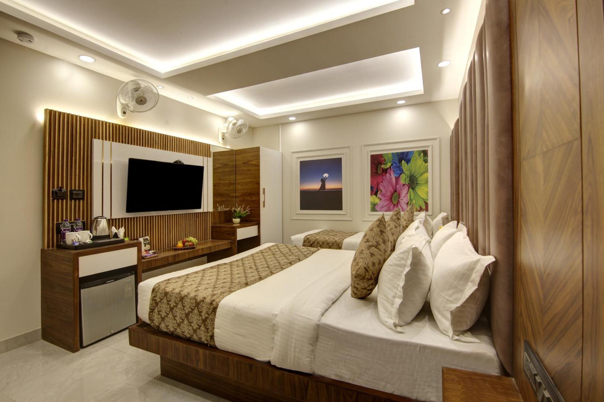 Bless Inn - Near Connaught Place نيودلهي المظهر الخارجي الصورة