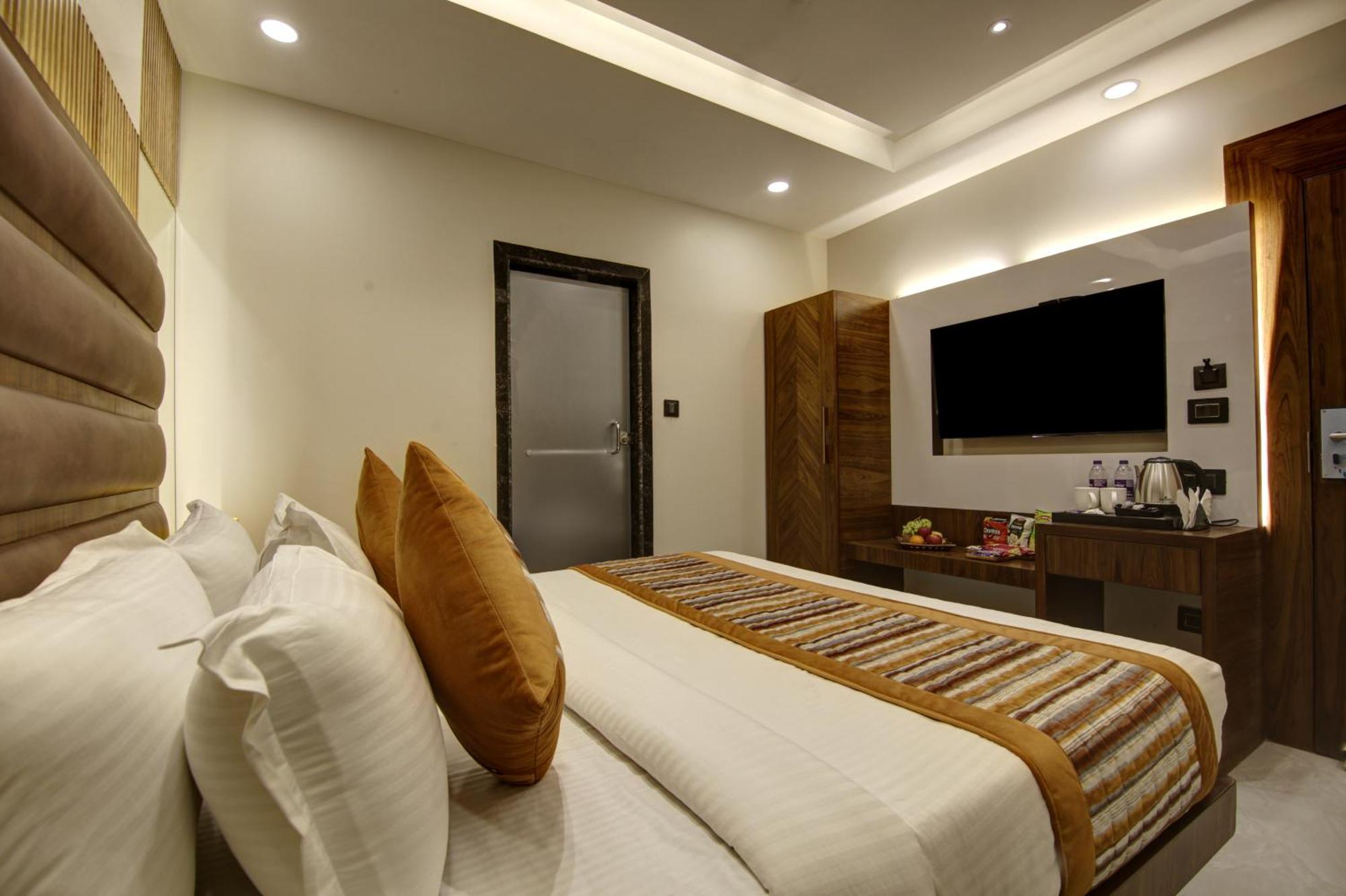 Bless Inn - Near Connaught Place نيودلهي المظهر الخارجي الصورة