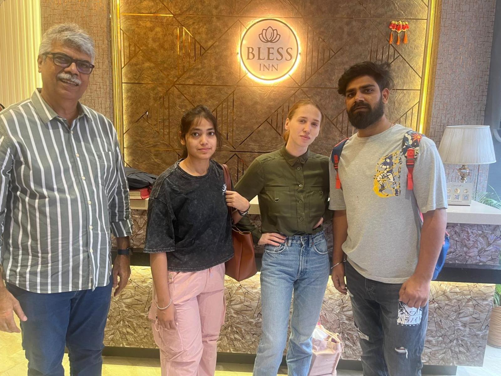 Bless Inn - Near Connaught Place نيودلهي المظهر الخارجي الصورة