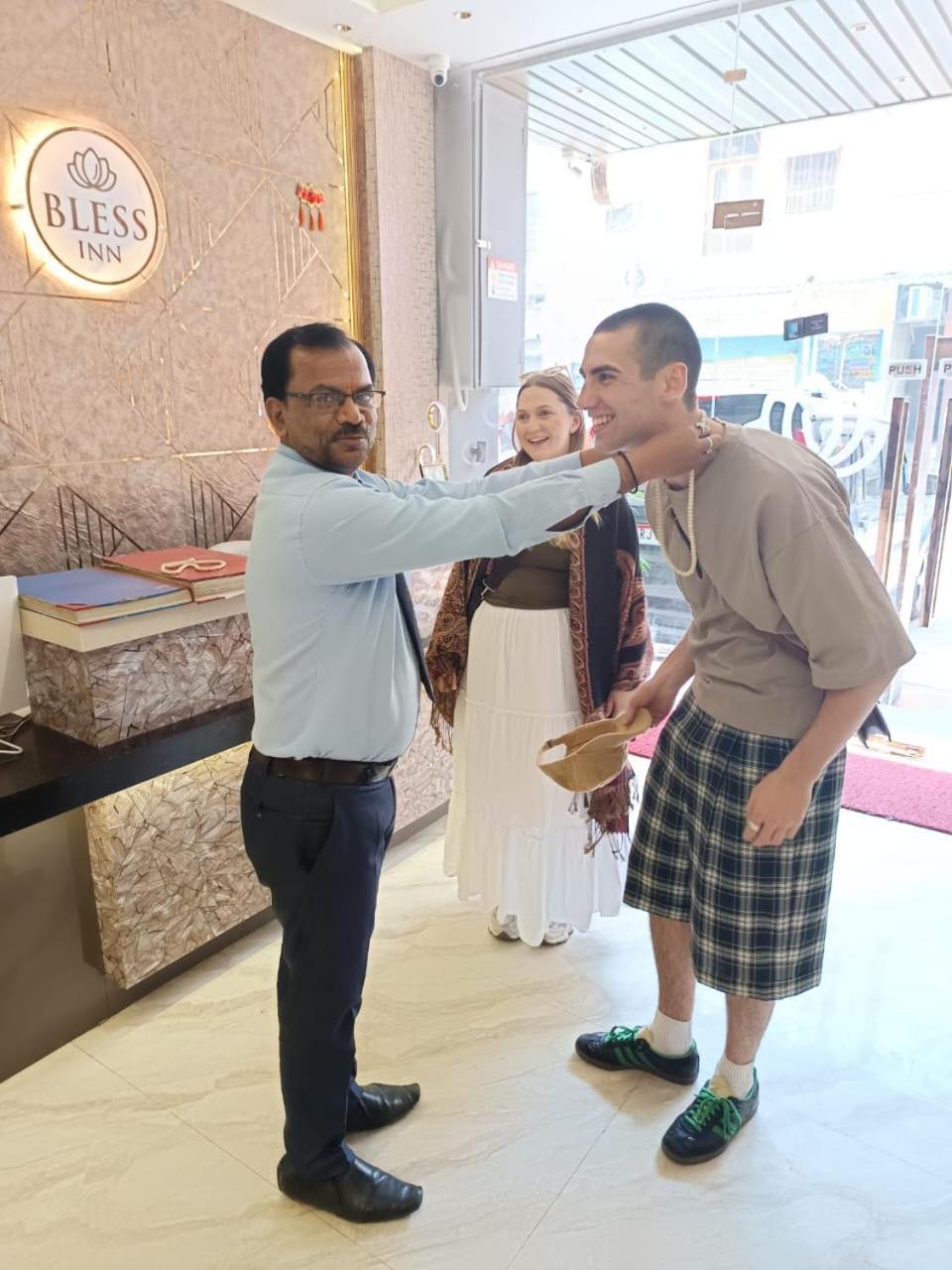 Bless Inn - Near Connaught Place نيودلهي المظهر الخارجي الصورة